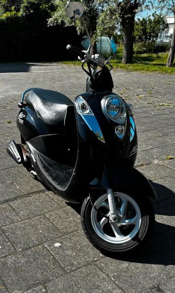 Sym Mio 50 brommer b klasse beschikbaar voor biedingen
