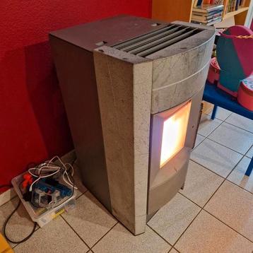 Pelletkachel Rika 9kW beschikbaar voor biedingen