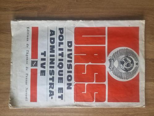 Carte vintage URSS (1970) – divisions politiques, Boeken, Atlassen en Landkaarten, Gelezen, Landkaart, Europa Overig, 1800 tot 2000