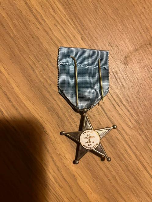 Belgisch congo service star 1956-1960, Collections, Objets militaires | Général, Enlèvement ou Envoi