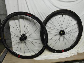 Fulcrum 40 MM  beschikbaar voor biedingen