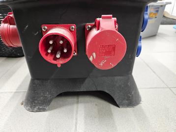 verdeelkast 32A rubber  beschikbaar voor biedingen