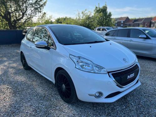 Peugeot 208 1.2i Allure * 120 000 kms * problème moteur *, Auto's, Peugeot, Bedrijf, Te koop, ABS, Airbags, Airconditioning, Alarm