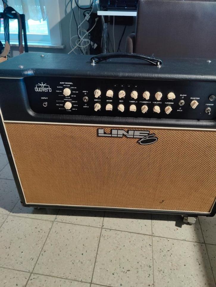 DuoVerb Line6, Muziek en Instrumenten, Versterkers | Bas en Gitaar, Zo goed als nieuw, Ophalen