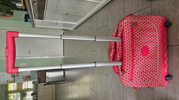 kipling schooltas op wieltjes beschikbaar voor biedingen