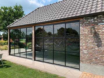  GLAZEN SCHUIFWANDEN  VERANDA'S  TUiNHUIZEN  
 beschikbaar voor biedingen