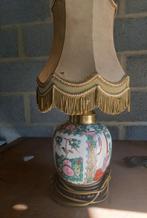 Antieke Chinese tafellamp/ porseleinen lamp, Huis en Inrichting, Lampen | Tafellampen, Ophalen, Zo goed als nieuw