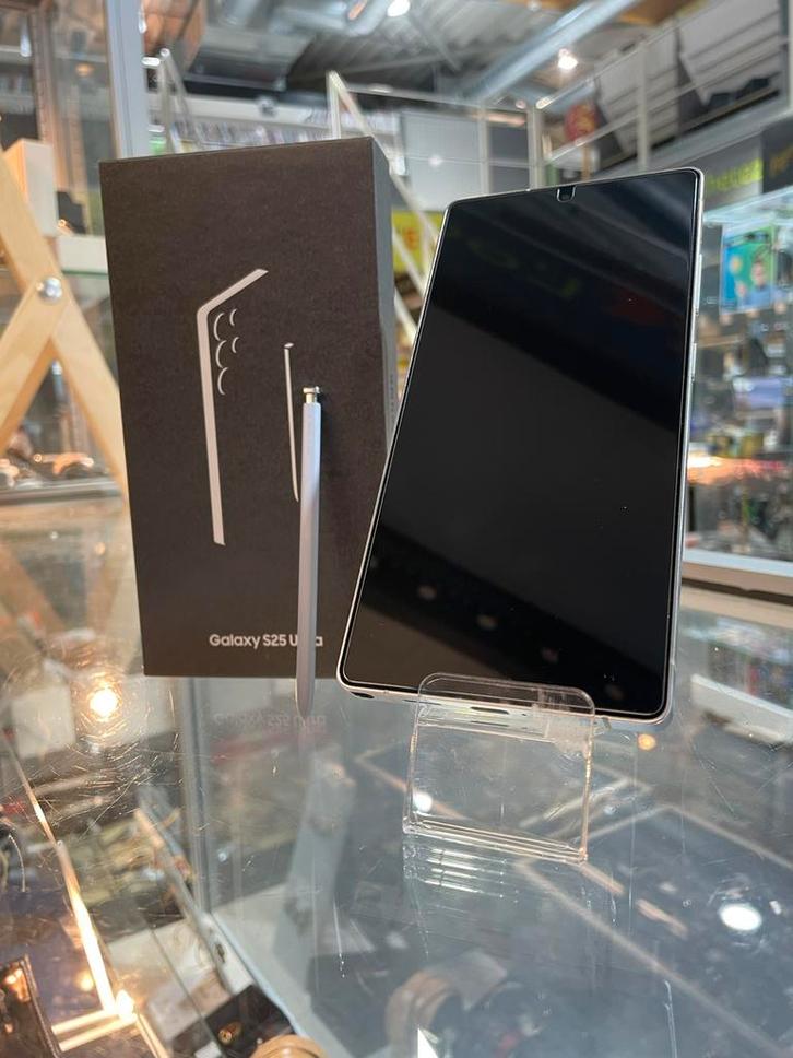 Samsung Galaxy S25 Ultra, Telecommunicatie, Mobiele telefoons | Samsung, Zo goed als nieuw, Overige modellen, 256 GB, Zonder abonnement