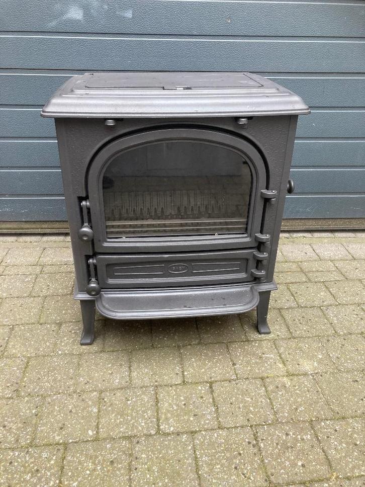 Poêle à bois/charbon Saey 94 en excellent état., Bricolage & Construction, Chauffage & Radiateurs, Comme neuf, Poêle, Enlèvement