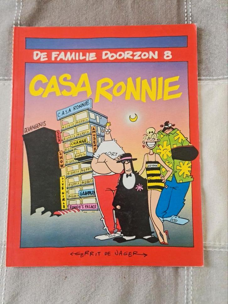 Strip : de familie door zon / Gerrit de Jager en Wim Stevenh, Boeken, Strips | Comics, Zo goed als nieuw, Ophalen of Verzenden