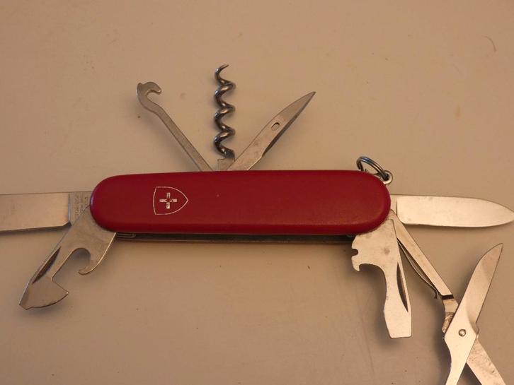 Canif suisse Victorinox, Caravanes & Camping, Outils de camping, Utilisé, Enlèvement ou Envoi