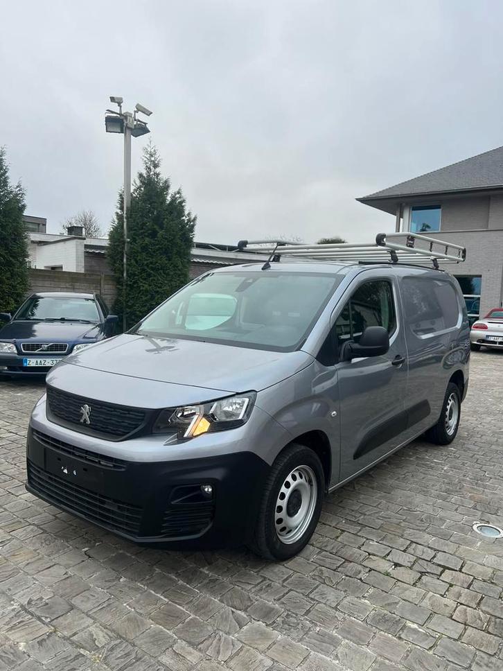 Peugeot partner 1.5 hdi lichte vracht lang!!btw aftrekb, Autos, Camionnettes & Utilitaires, Entreprise, Achat, Attache-remorque