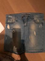 Jeans shortje maat small komt nu van pas, Kleding | Dames, Broeken en Pantalons, Ophalen of Verzenden