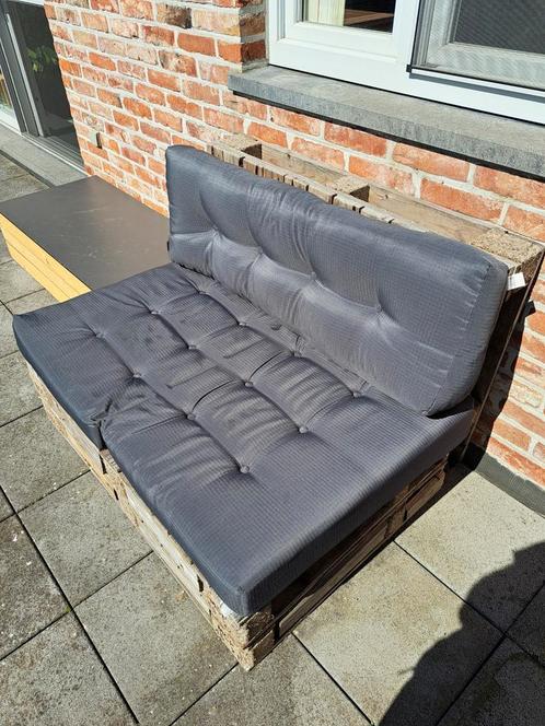 Pallet bank 2pers, Tuin en Terras, Tuinmeubel-accessoires, Zo goed als nieuw, Ophalen