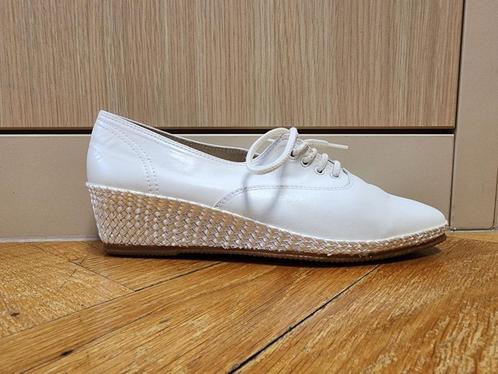 schoen, Kleding | Dames, Schoenen, Zo goed als nieuw, Wit, Ophalen of Verzenden