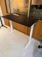 IKEA MITTZON Bureau - 120x60 cm - Zwart/Wit, Huis en Inrichting, Ophalen, In hoogte verstelbaar, Zo goed als nieuw, Bureau