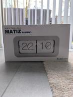 Nieuw! Karlsson Matiz Bamboo warm grey analoog klok, Huis en Inrichting, Woonaccessoires | Klokken, Ophalen of Verzenden, Nieuw