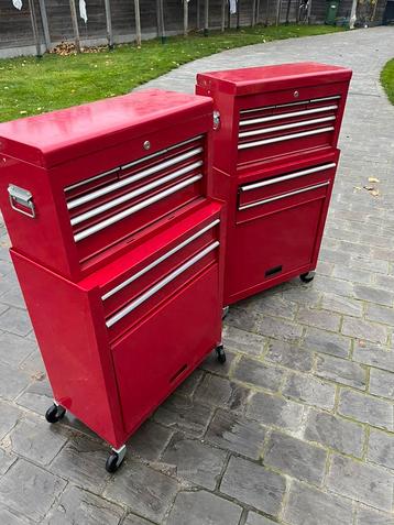 2 gereedschapskoffers op wielen beschikbaar voor biedingen