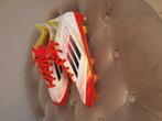 Chaussures de foot Adidas F50 pointure 40, Sport en Fitness, Voetbal, Ophalen of Verzenden, Zo goed als nieuw, Schoenen