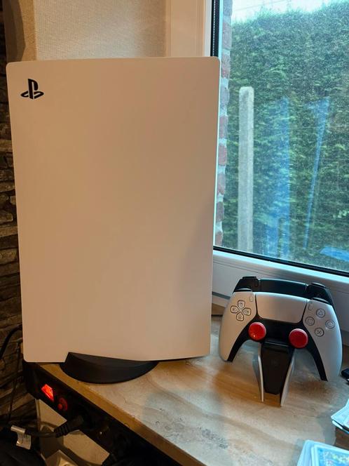 PlayStation 5 Disc Edition – Nette Staat + 2 Controllers!️, Games en Spelcomputers, Spelcomputers | Sony PlayStation 5, Zo goed als nieuw