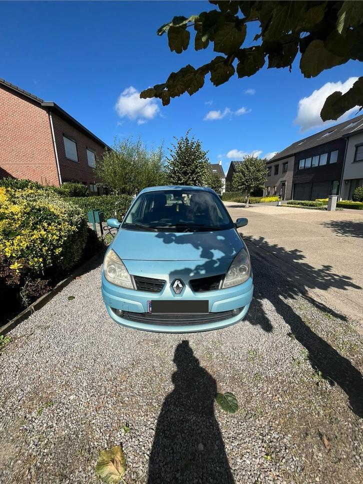 Te koop: voor export Renault Mégane Scénic 1.9 dCi, Auto's, Renault, Particulier, Scénic, Airbags, Diesel, Euro 4, SUV of Terreinwagen