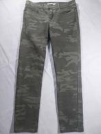 Jean skinny vert militaire de la marque Levi's, Vêtements | Femmes, Jeans, W28 - W29 (confection 36), Enlèvement ou Envoi, Autres couleurs