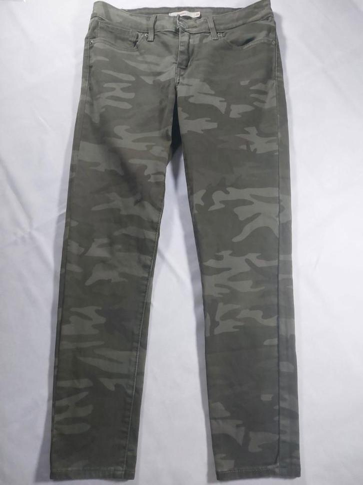 Jean skinny vert militaire de la marque Levi's, Vêtements | Femmes, Jeans, Comme neuf, W28 - W29 (confection 36), Autres couleurs