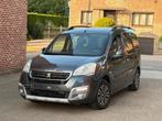 PEUGOET PARTNER 2017 BENZINE 1.2 200.000KM EURO6B, Auto's, Euro 6, Zwart, Bedrijf, Handgeschakeld