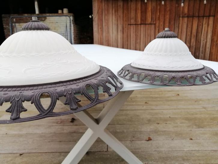 Set van 2 plafondlampen in art deco-stijl, Huis en Inrichting, Lampen | Plafondlampen, Zo goed als nieuw, Glas, Metaal, Ophalen