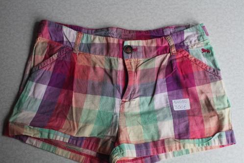 Leuke korte short maat 164/170 of XS, Kinderen en Baby's, Kinderkleding | Maat 164, Gebruikt, Meisje, Broek, Ophalen of Verzenden