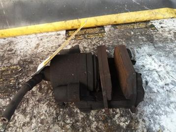 Remklauw (Tang) links-voor van een Volkswagen Polo beschikbaar voor biedingen