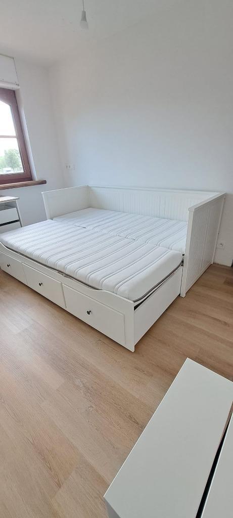 Witte bedbank Ikea Hemnes + 2 matrassen, Huis en Inrichting, Slaapkamer | Bedden, Gebruikt, 160 cm, 200 cm, Wit, Ophalen