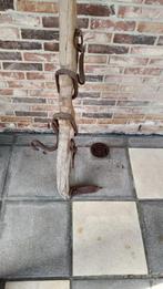Ancienne pièce d’attelage agricole en bois et fer forgé, Ophalen