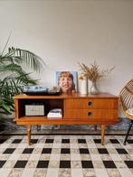 Vintage midcentury dressoir | platenspeler meubel | kast, Huis en Inrichting, Ophalen, 100 tot 150 cm, Teakhout, Vintage midcentury