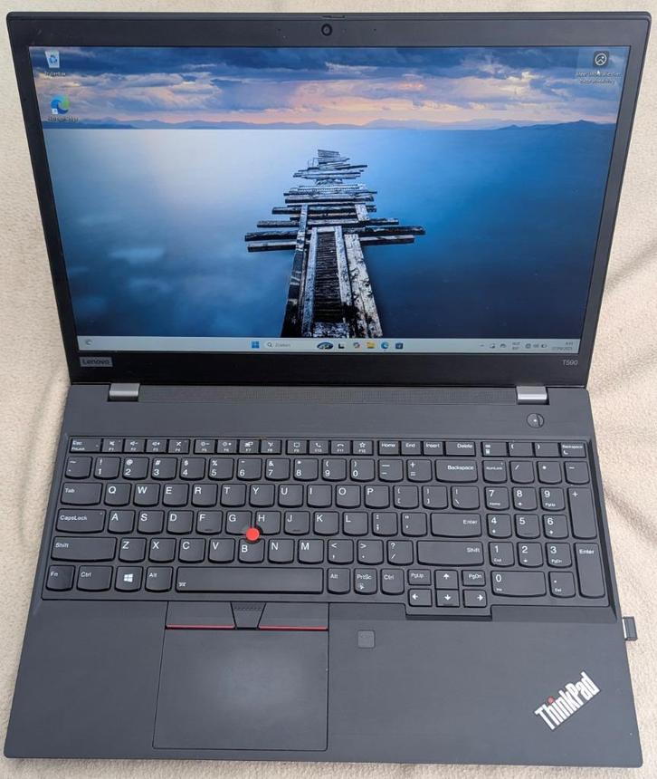 Lenovo Thinkpad T590 qwerty, Computers en Software, Windows Laptops, Gebruikt, 15 inch, SSD, Qwerty, Met videokaart, Ophalen of Verzenden