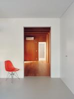 Vitra Eames fiberglas stoel, Huis en Inrichting, Ophalen of Verzenden, Zo goed als nieuw, Eén, Metaal