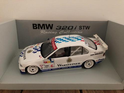 UT Models - BMW 320i STW 1997 #6 - Winkelhock, Hobby & Loisirs créatifs, Voitures miniatures | 1:18, Comme neuf, Voiture, UT Models