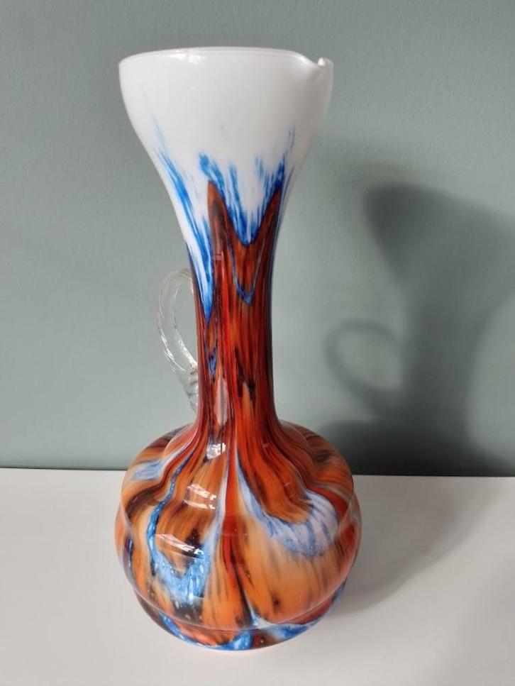 Opaline Vintage Vaas, Antiek en Kunst, Antiek | Vazen, Ophalen of Verzenden