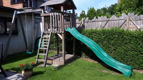 Speeltoren met schommel, glijbaan, zandbak en klimtouw., Kinderen en Baby's, Speelgoed | Buiten | Speeltoestellen, Gebruikt, Glijbaan