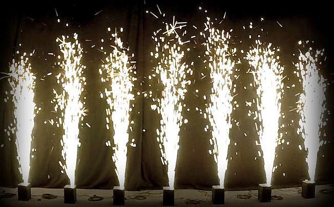 Showven sparkular vuurwerkfontein (6 stuks beschikbaar), Musique & Instruments, Lumières & Lasers, Utilisé, Autres types, Enlèvement