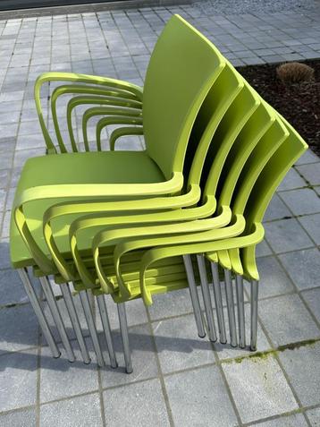 26 stijlvolle Kush Co Hola 2200 stoelen - Comfort & Design beschikbaar voor biedingen