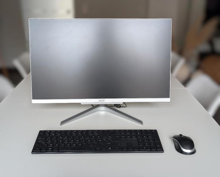 Acer All-in-one PC met toetsenbord en muis, Computers en Software, Desktop Pc's, Zo goed als nieuw, 2 tot 3 Ghz, SSD, 8 GB, Met monitor