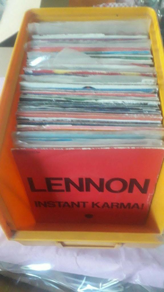 Disques vinyles 45 tours  LOT, Cd's en Dvd's, Vinyl | Overige Vinyl, Gebruikt, Ophalen