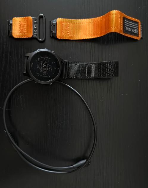 Forerunner 945 - 08/2024, Handtassen en Accessoires, Sporthorloges, Zo goed als nieuw, Ophalen of Verzenden
