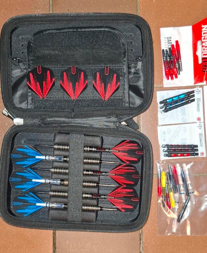 Darts pijlen en toebehoren, Sport en Fitness, Darts, Gebruikt, Pijlen, Ophalen of Verzenden
