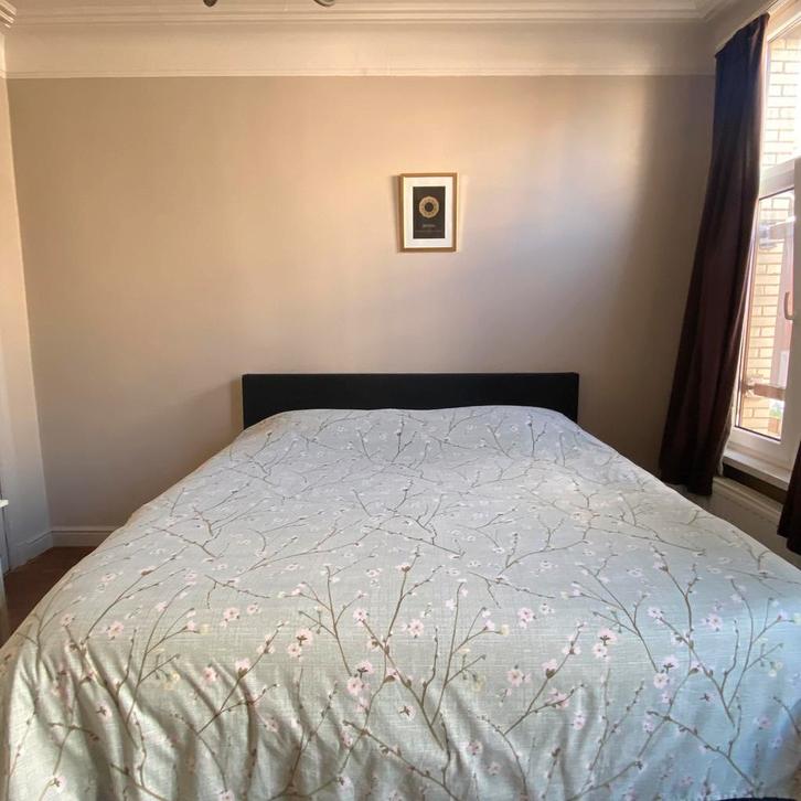 Boxpring met nieuwe matras 180x200, Huis en Inrichting, Slaapkamer | Boxsprings, Zo goed als nieuw, Ophalen