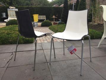 Italiaanse design stapel stoelen / Scab Zebra . Als nieuw ! beschikbaar voor biedingen