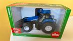Schaalmodel New Holland T8.390, Ophalen of Verzenden, Zo goed als nieuw, SIKU