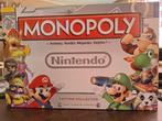 MONOPOLY NINTENDO, Hobby & Loisirs créatifs, Cinq joueurs ou plus, Enlèvement ou Envoi, Utilisé, Hasbro