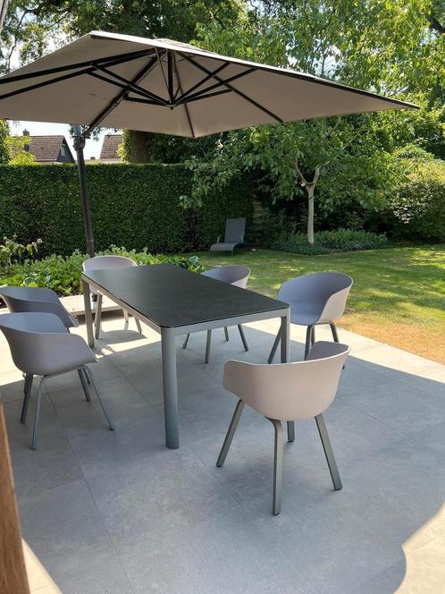 Tuinset met 8 stoelen + kussen, Tuin en Terras, Tuinsets en Loungesets, Gebruikt, Tuinset, Kunststof, 8 zitplaatsen, Eettafel